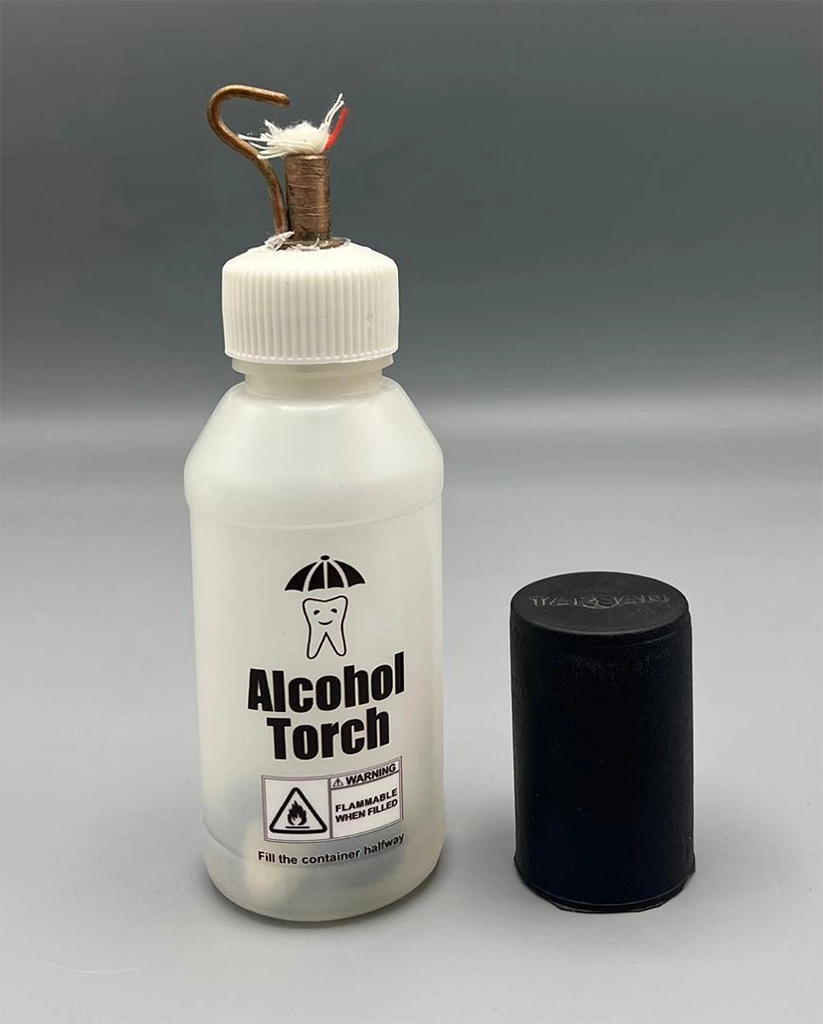 تصویر تورچ الکلی پلاستیکی 