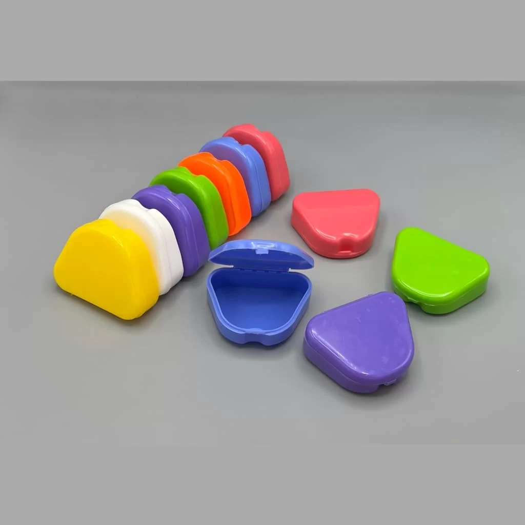 جای پلاک ارتودنسی کوچک